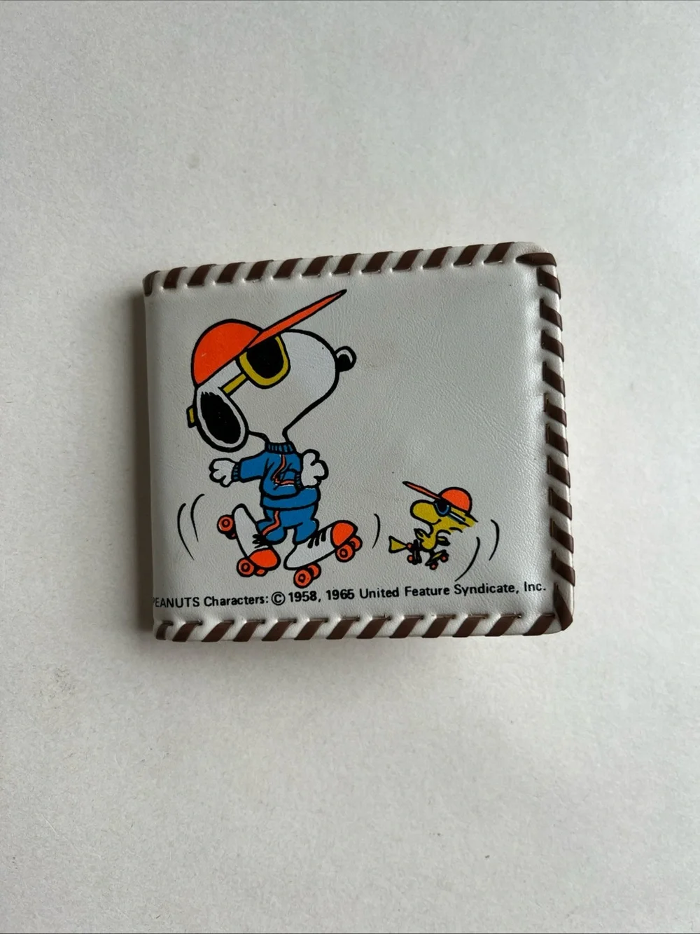Peanuts vintage white